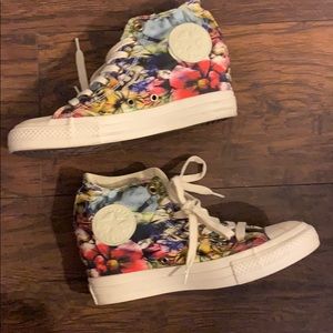 Platform Converse Sneakers